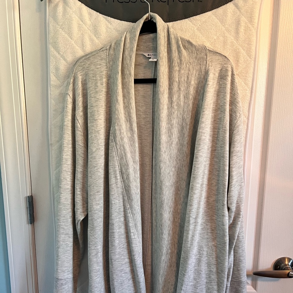 Athleta Pranayama Restore Wrap